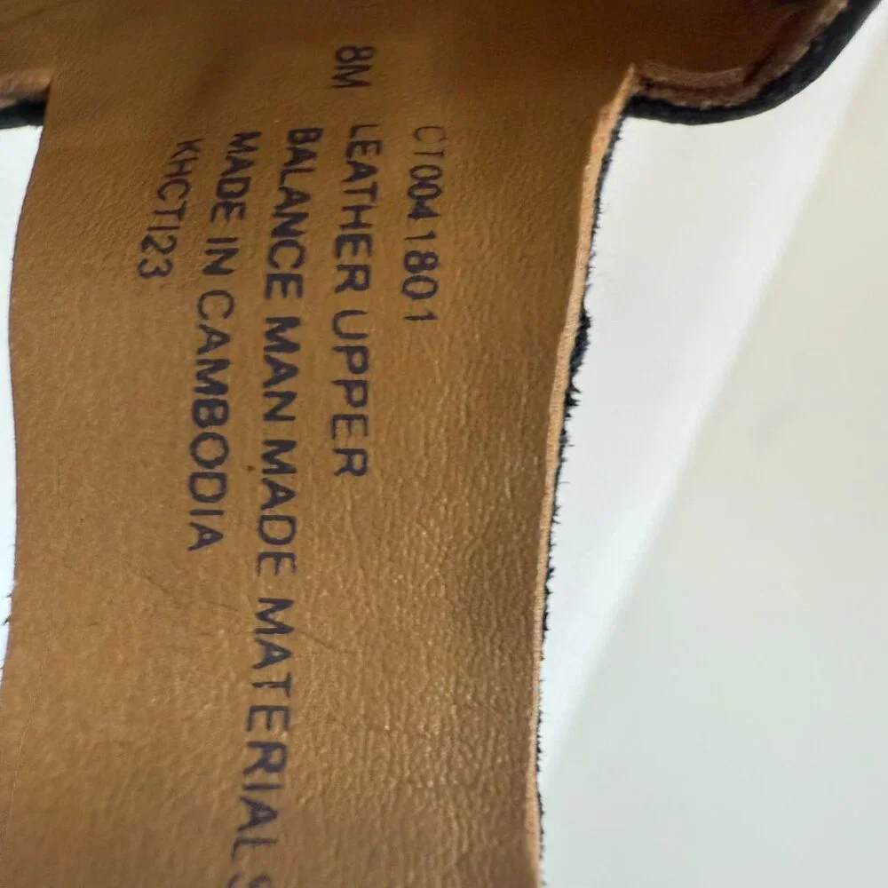 Comfortiva Persa Pillowtop Fisherman Sandals - BLACK - Picture 5 of 6